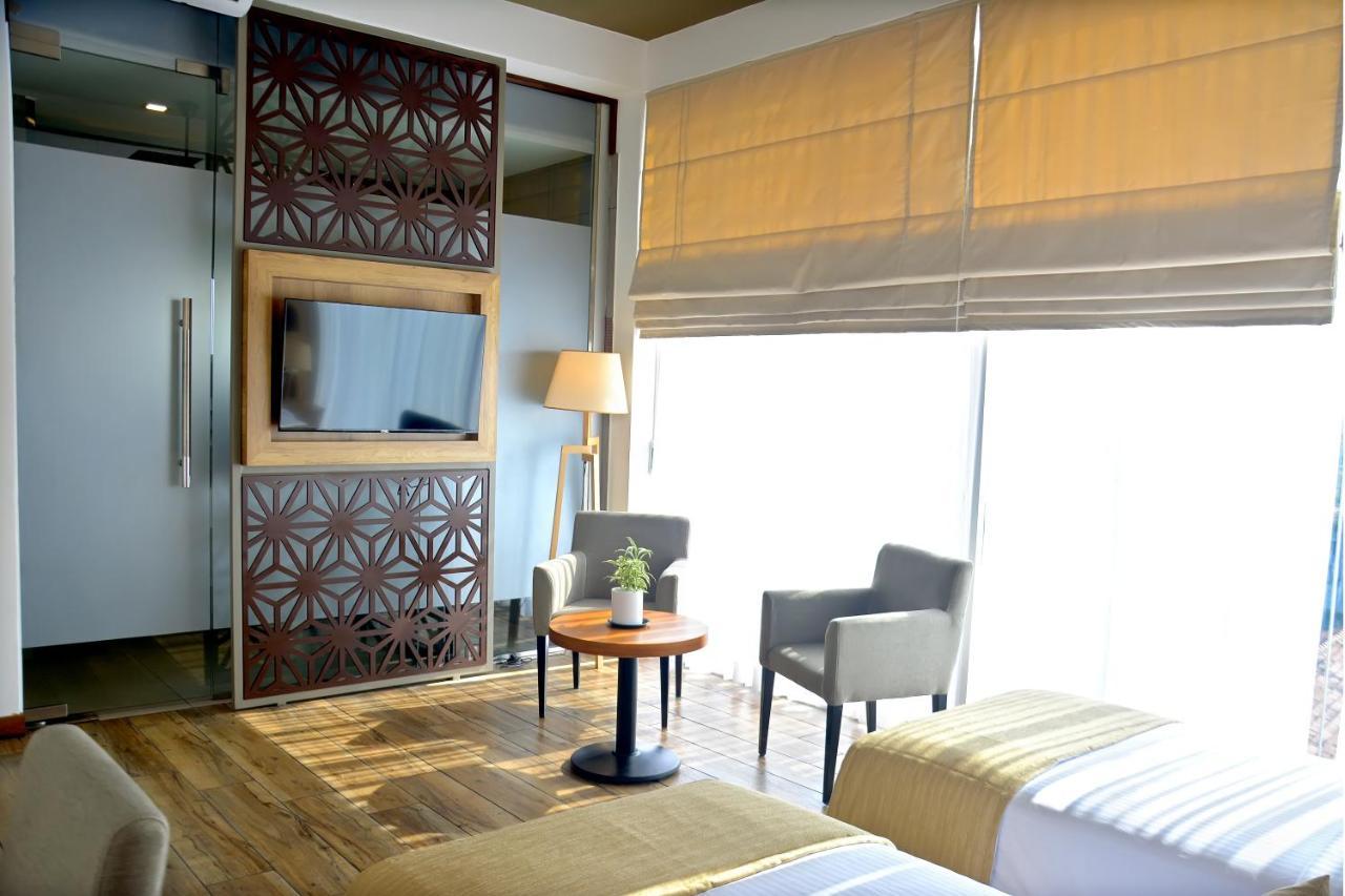 Belmont Boutique Hotel - Free Airport Shuttle Service Negombo Pokój zdjęcie